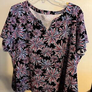 Navy blue top with fireworks design V-neck 100% cotton perfect for summer